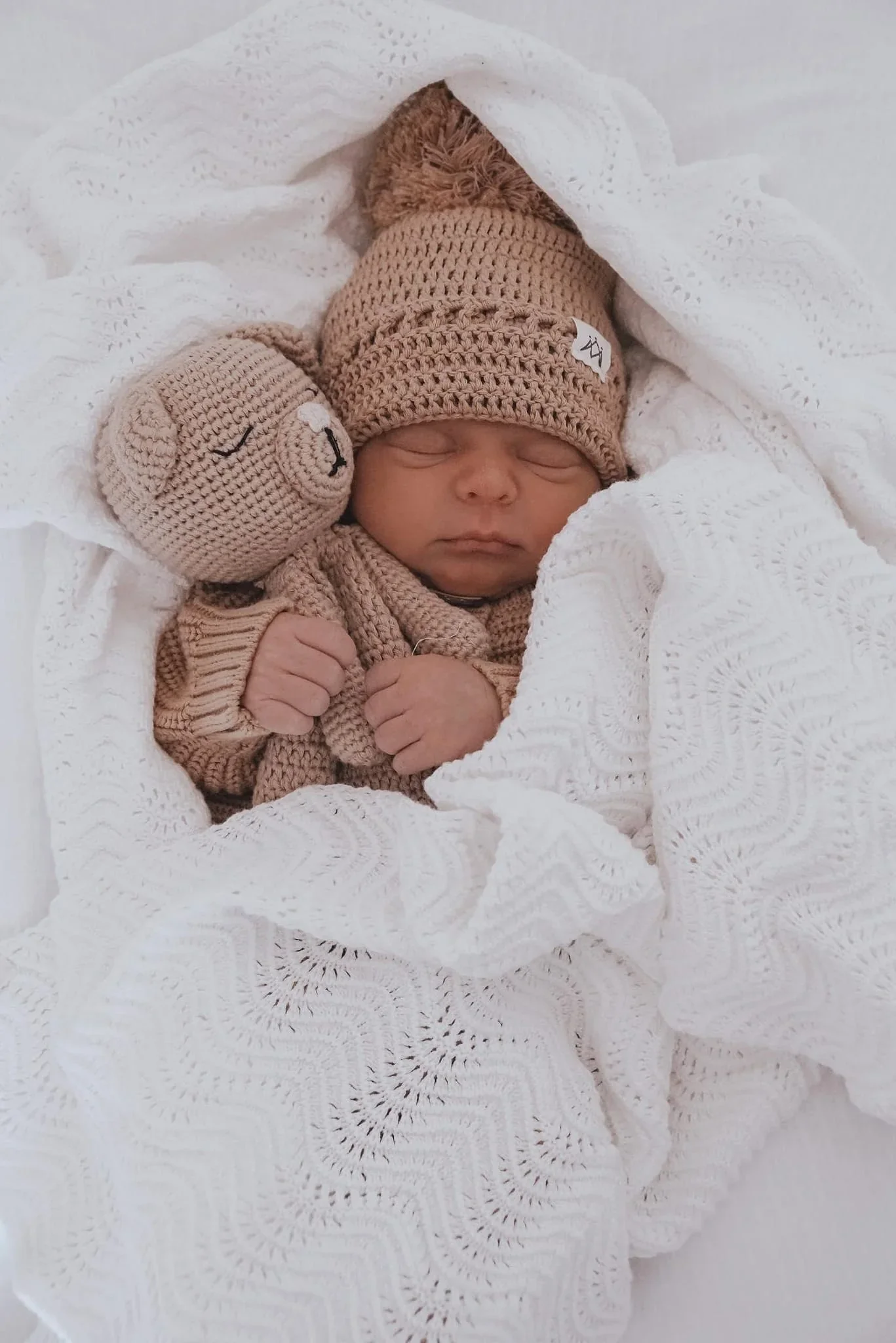 3 Little Crowns - Wave Knit Blanket | Ivory - Image 7