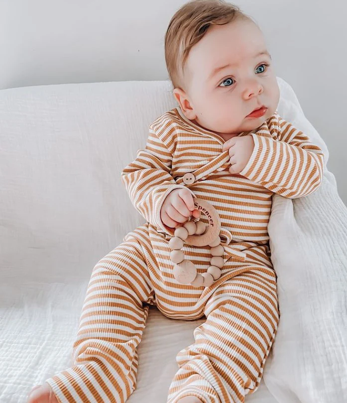CMC GOLD - Silicone Teether with Personalised Beechwood Ring - Image 2