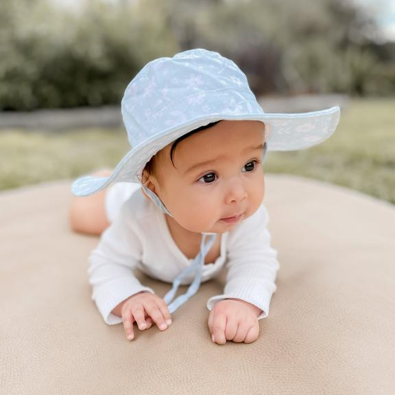 Cubs & Co - Floral Green Bucket Hat - Image 2