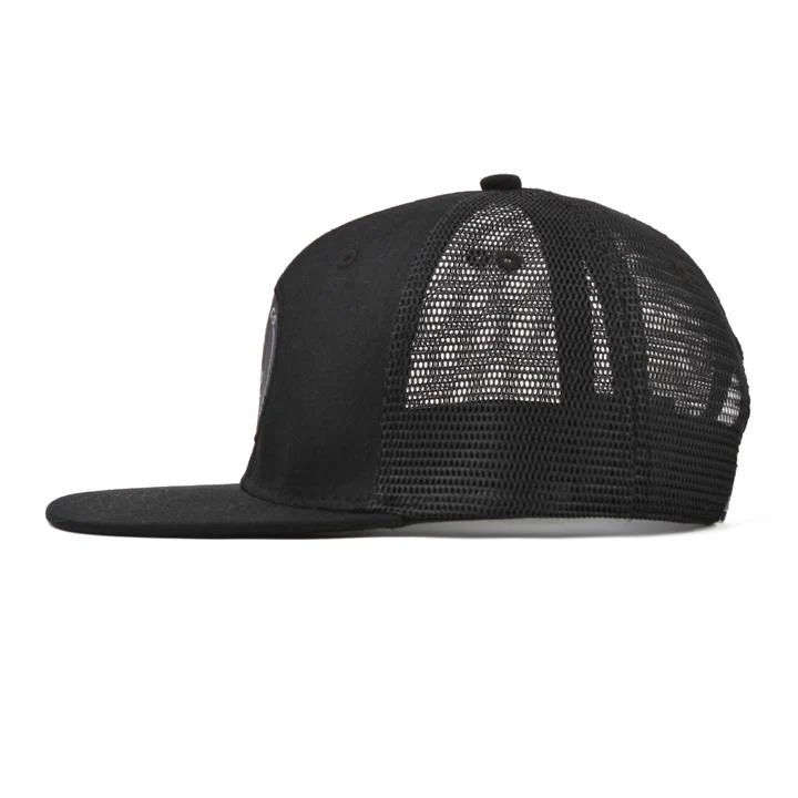Cubs & Co - BLACK TRUCKER CAP - Image 3
