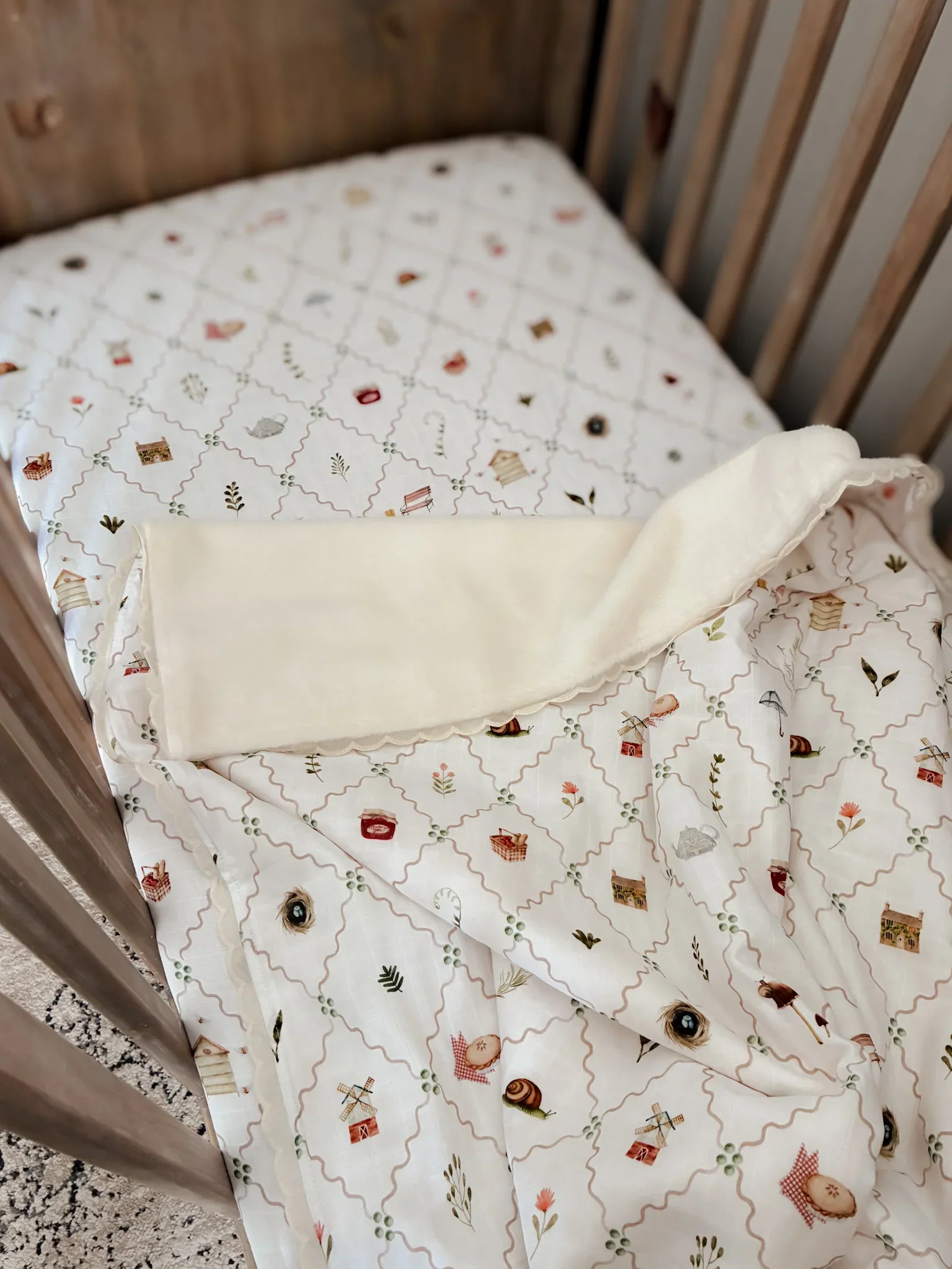 Pop Ya Tot - Fur Lined Cot Blanket | Cottage Picnic - Image 2