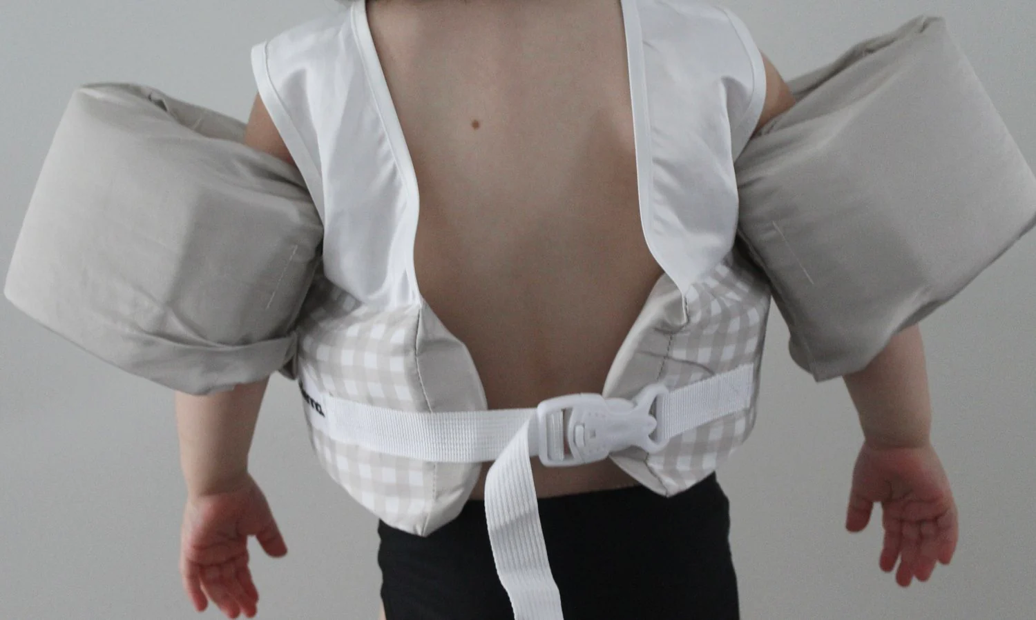 Valienna - Swim Vest | Gingham - Image 3